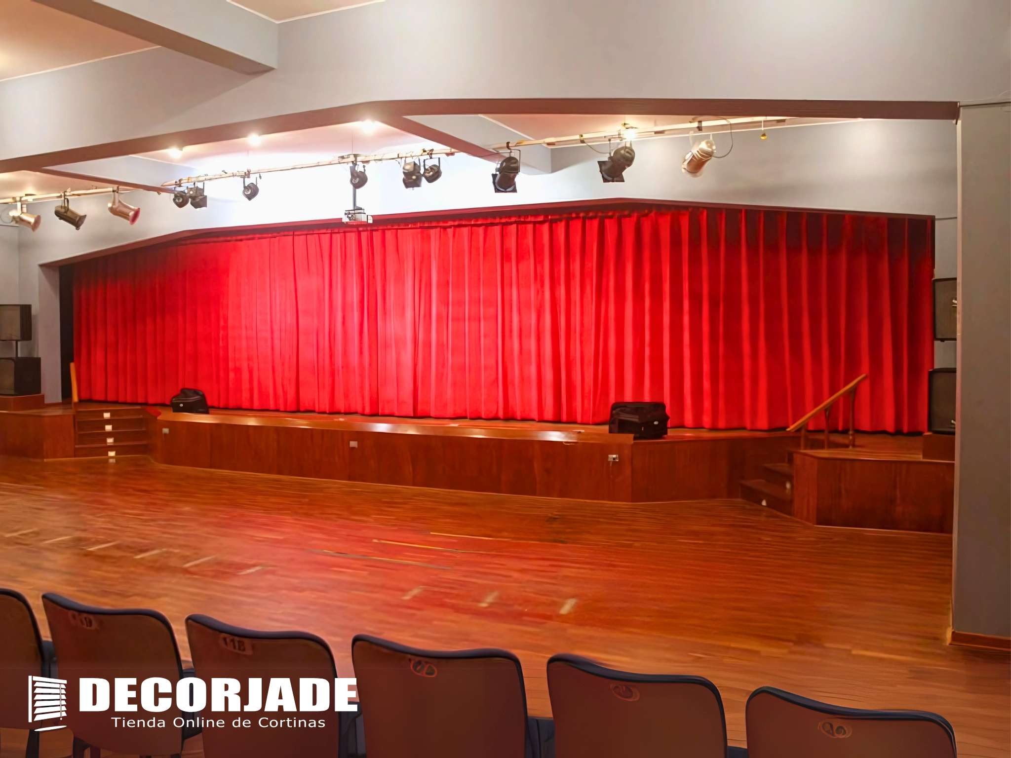 cortinas de auditorio para colegio en terciopelo color rojo