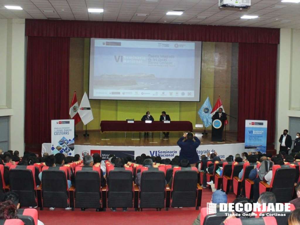 Cortinas para el Auditorio de la Universidad Jose Faustino Sanchez Carrion – Huacho 01