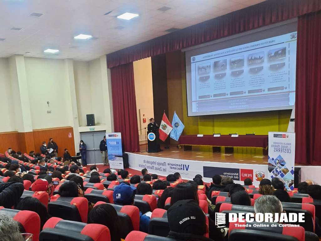 Cortinas para el Auditorio de la Universidad Jose Faustino Sanchez Carrion – Huacho 02