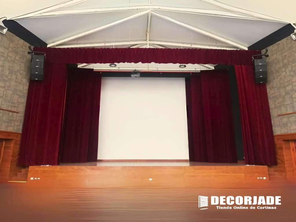 Cortinas para el Auditorio del colegio champagnat de surco Lima 03